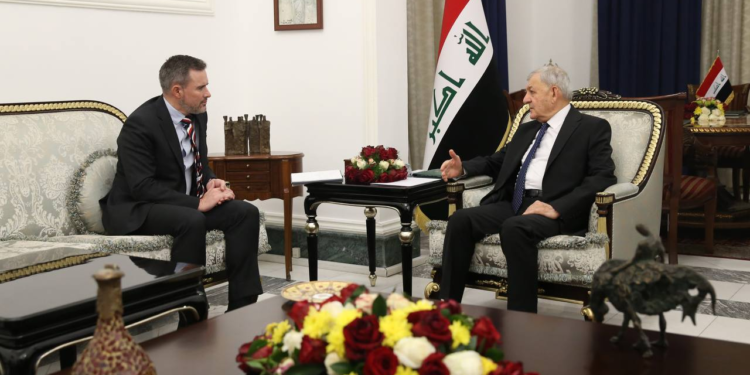 رئيس الجمهورية يستقبل السفير الكندي