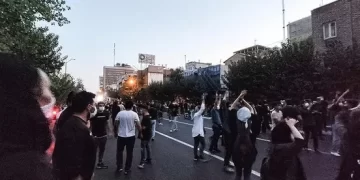 ايران .. خسائر كبيرة جراء استمرار قطع الإنترنت وحجب المواقع والتطبيقات