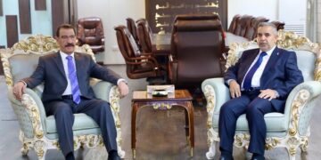 وزير الزراعة يتسلم مهامه