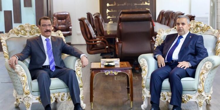 وزير الزراعة يتسلم مهامه