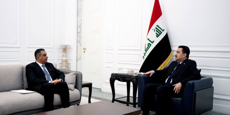 السوداني يجتمع بمحافظ البنك المركزي العراقي