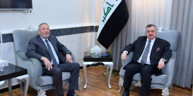 وكيل وزارة الخارجيَّة يلتقي السفير الأردنيّ