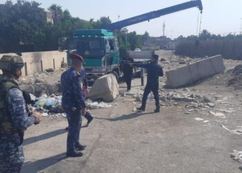 عمليات بغداد تعيد افتتاح عدد من الطرق المغلقة