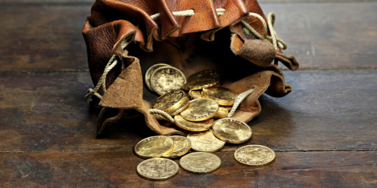 5 عملات قديمة بيعت إحداها بـ10 ملايين $