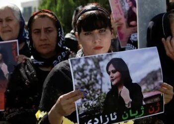 الاتحاد الأوروبي يعد مشروع قرار لتقديمه إلى الأمم المتحدة بشأن “وفاة الإيرانية مهسا أميني”
