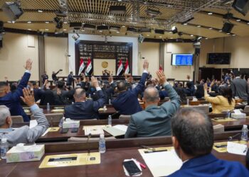 البرلمان يُصوت على إنهـــاء تكليف احسان عبد الجبار من منصب وزير المالية وكالة