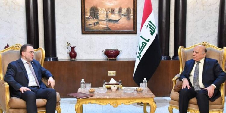 العراق يحذر روسيا من تداعيات استمرار الحرب في أوكرانيا