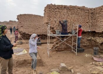 بعثة أميركية تباشر بعمليات التنقيب في “موقع لكش”