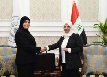 طيف سامي تتسلم مهام عملها وزيراً للمالية
