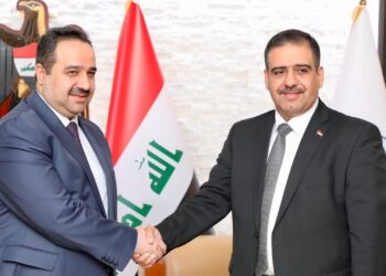 وزير التجارة يتسلم مهامه