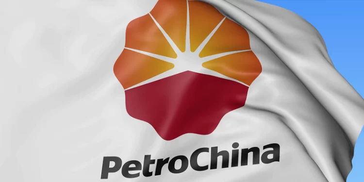 شركة صينية تعمل في العراق .. الأراضي القاحلة بحقل الحلفاية تحولت الى مدينة تنبض بالحياة