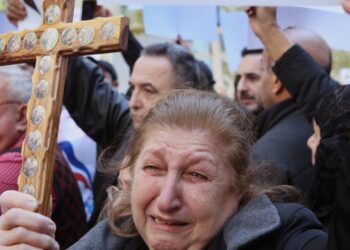 120 أُسرة مسيحية مهددة بالطرد من بغداد  بمهلة لا تتعدى (2 شهر).. ورجال دين يناشدون