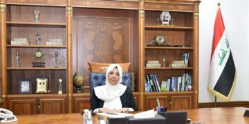 هيام نعمت تباشر مهام عملها وزيراً للمالية بالوكالة