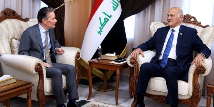 العراق يطلب دعمـــاً هولندياً للتخفيف من آثار شح المياه