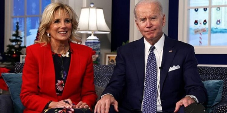 “عيد ميلاد سعيد جو” زوجة بايدن تهنئه بعيد ميلاده الـ 80