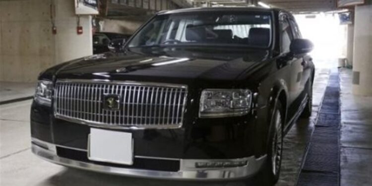 محكمة يابانية تجبر محافظا على رد قيمة سيارة فاخرة اشتراها للقاء الشخصيات الرفيعة