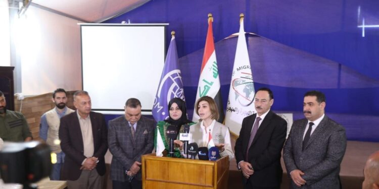 وزيرة الهجرة تعلن اطلاق منحة المليون ونصف المليون للاسر العائدة