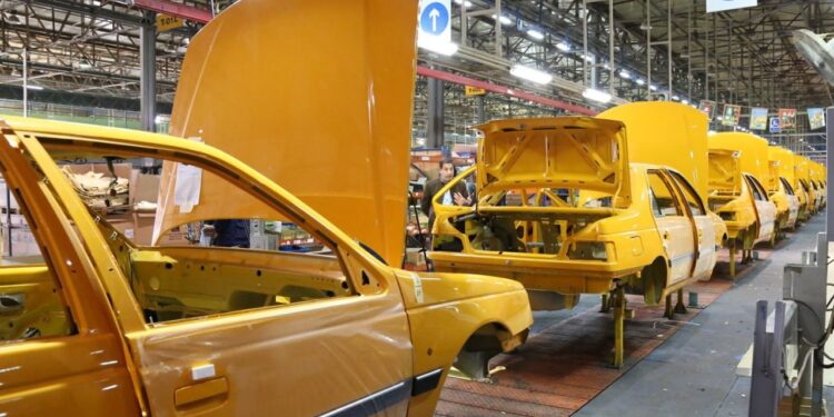 الاعلان عن التوجه لصناعة السيارات في العراق