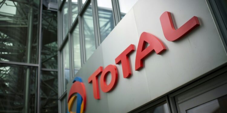 توتال الفرنسية ترغب بمغادرة العراق وبيع حصتها البالغة 27 مليار $