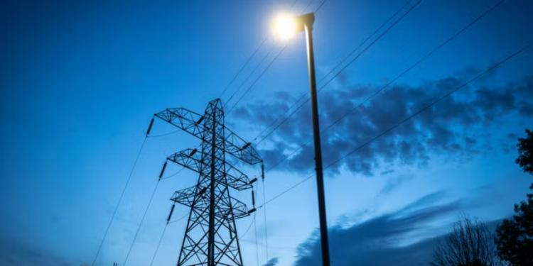 التراجـــــع عن “خطة طوارئ” لمنـــع انقطاعات الكهرباء في بريطانيا