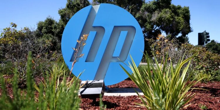 شركة (HP) تخطط لتسريح 6 آلاف موظف على خطى عمالقة التكنولوجيا