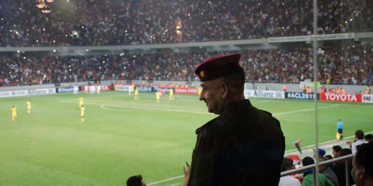 نائب قائد العمليات المشتركة يشارك في اجتماع اللجنة العليا المشرفة على البطولة ..لإنجاح خليجي 25