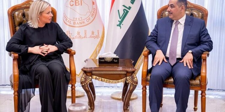 تفاصيل لقاء محافظ البنك المركزي مع بلاسخارت