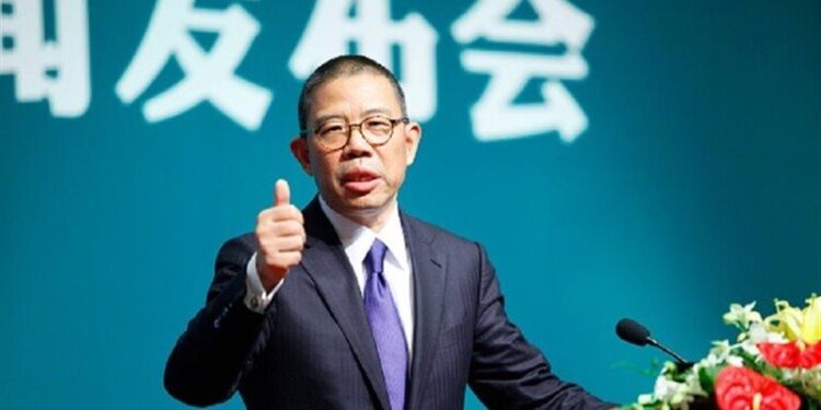 قصة ثراء أغنى رجل في الصين