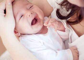 مناغاة الأطفال تتشابه في معظم لغات العالم