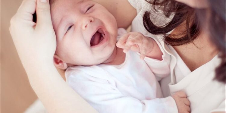 مناغاة الأطفال تتشابه في معظم لغات العالم