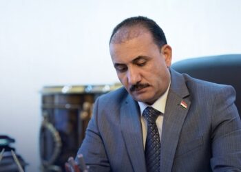 توجيه من وزير التربية بإلغاء كتاب يتعلق بالدوام الرباعي بإحدى مدارس البصرة