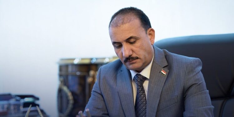 توجيه من وزير التربية بإلغاء كتاب يتعلق بالدوام الرباعي بإحدى مدارس البصرة