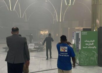 الدفاع المدني .. اخماد الحريق ووجود حالات اختناق جراء حريق صالة المغادرة بمطار بغداد