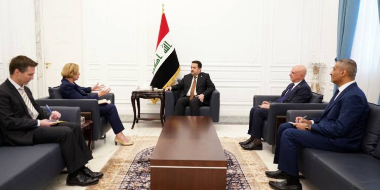 السوداني يستقبل سفيري إيطاليا واستراليا لدى العراق