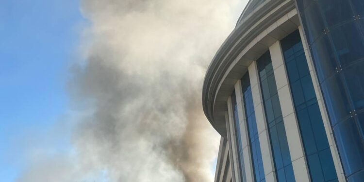 بالفيديو نشوب حريق في احد فنادق أربيل