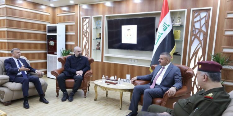 وزير الداخلية يلتقي رئيس الاتحاد الوطني الكردستاني