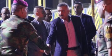 وزير الداخلية يزور “مركز شرطة ومكافحة إجرام المحمودية” بجولة تفقدية