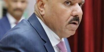 وزير الداخلية ينعي وفاة الإعلاميين (مصطفى غزوان واحمد الحسن) اثر حادث سير