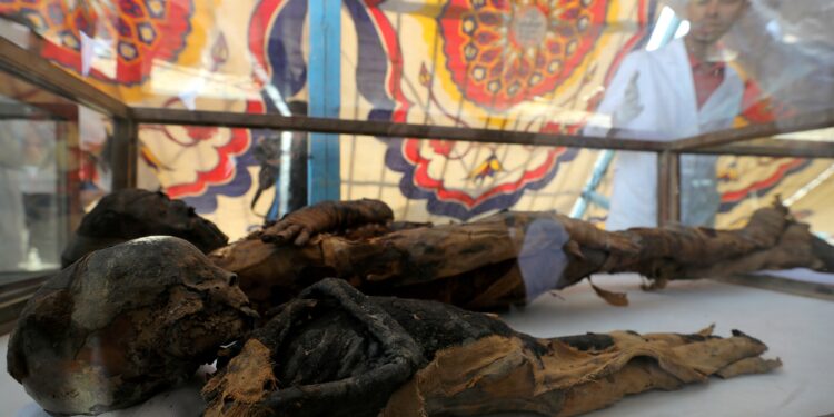 لماذا لجأ المصريون القدماء لتحنيط الجثث ؟