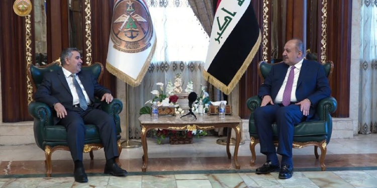 وزير الدفاع يلتقي وزير الزراعة