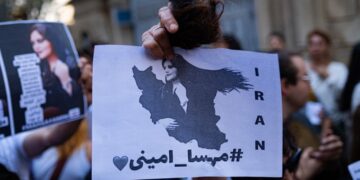 إيران تندد وترفض قرارًا أمميًا بالتحقيق في قمع الاحتجاجات