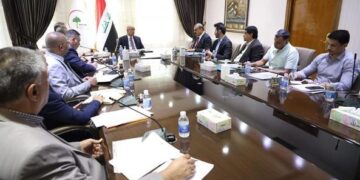 وزير الصحة يحث الشركة التركية على الاسراع بتنفيذ مشاريع المستشفيات قيد الانجاز