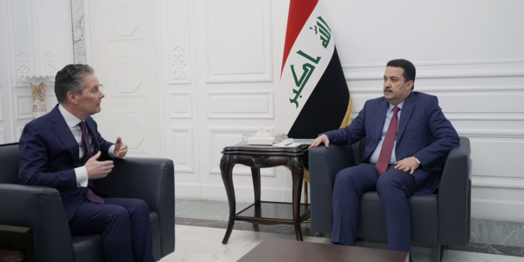 السوداني يستقبل السفير الهولندي لدى العراق