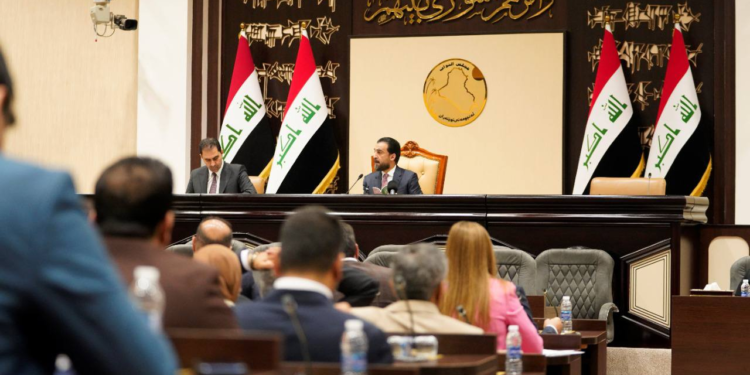 البرلمان يبدأ بالقراءة الثانية لمشروع قانون العيد الوطني