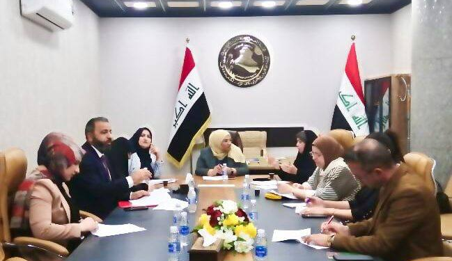 لجنة العمل ومنظمات المجتمع المدني لمناقشة تقريرين حول قانون التقاعد والضمان الاجتماعي