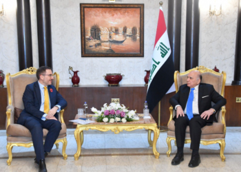 فؤاد حسين يستقبل السفير البريطانيّ