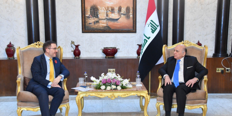 فؤاد حسين يستقبل السفير البريطانيّ