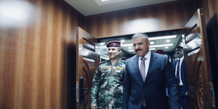 وزير الداخلية يستقبل رئيس اركان قوات البيشمركة