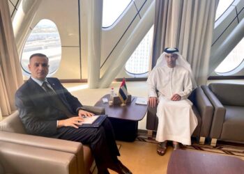 سفير جُمْهُوريَّة العراق في أبوظبي يلتقي وزير الدولة للتجارة الخارجيَّة الإماراتيَّة