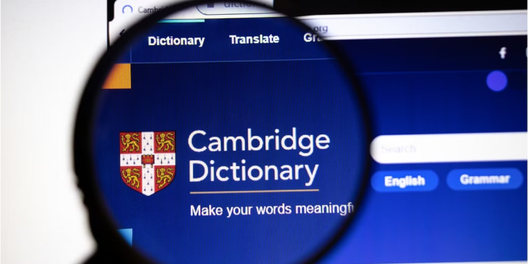 قاموس(كامبريدج) يكشف عن الكلمة الأكثر شهرة في 2022